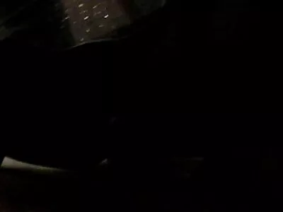 Чорнобрий підліток з’ясовує, наскільки гарний білий вітчим в анальному траху порно фільми цілі