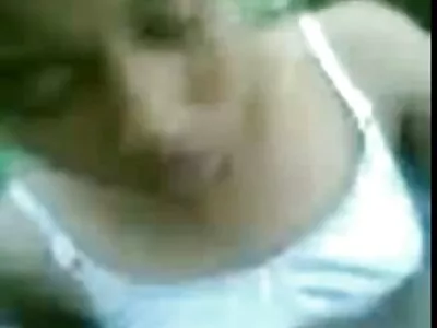 Два чуваки нові порно фільми jizzed по всьому усміхненому обличчю рогової пуми
