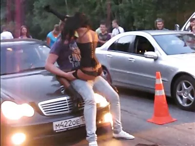 Темноволоса сучка з маленькими сиськами має великий сексуальний фільми онлайн секс потенціал