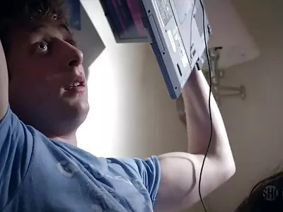 Хлопець хоче бачити порно художній фільм дружину, покриту спермою іншого чоловіка